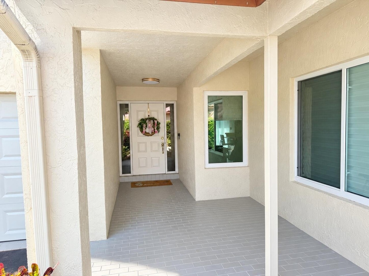23379 Water Cir - Photo 2 of 31