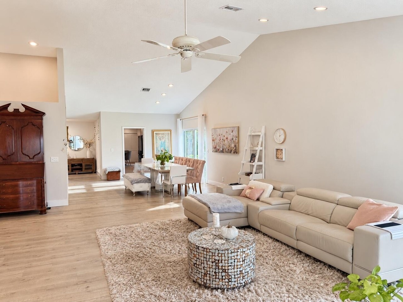 23379 Water Cir - Photo 7 of 31