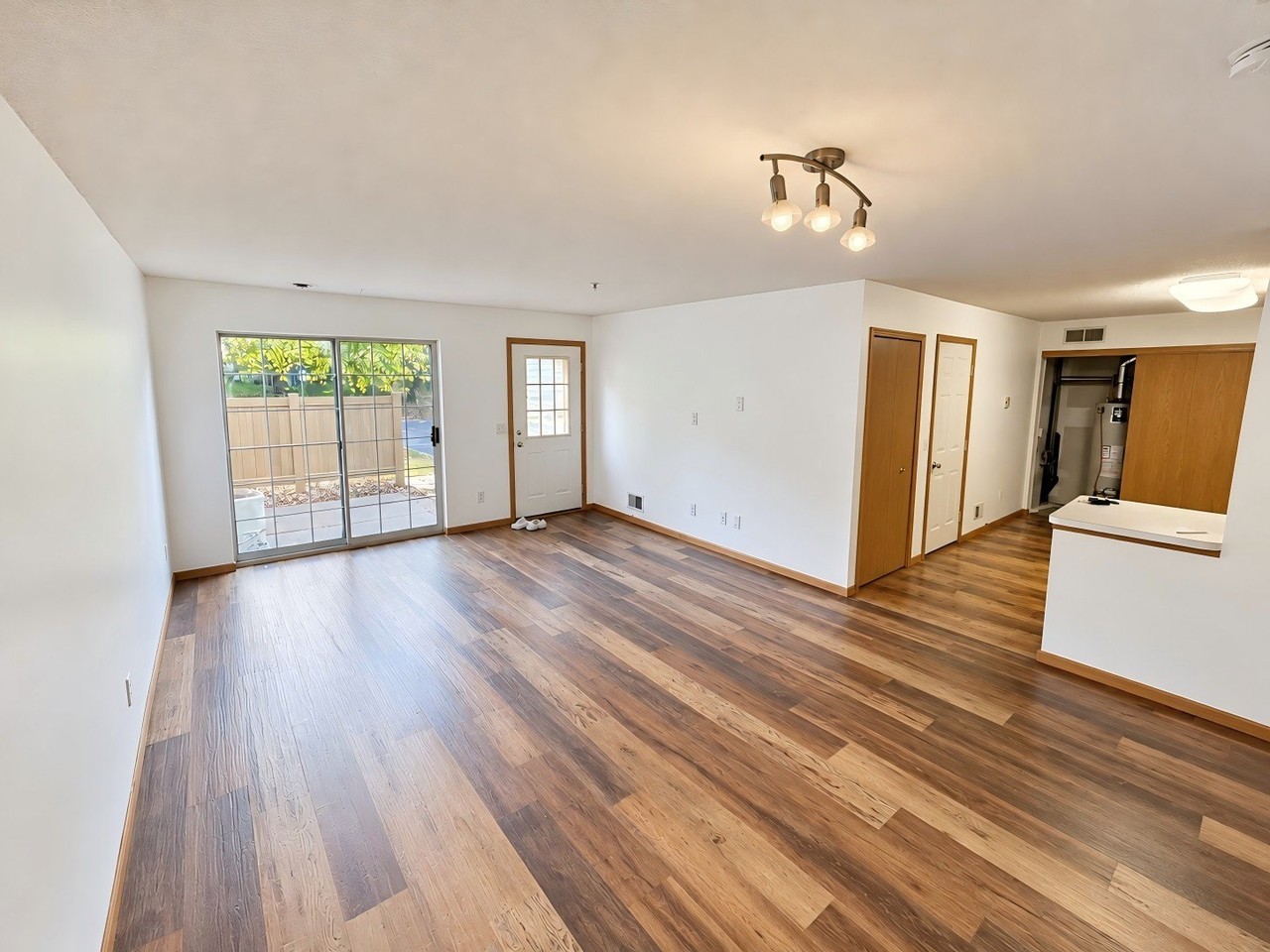 11256 Providence Ln, Eden Prairie, MN 55344 3 Bedroom House for $2,000 ...