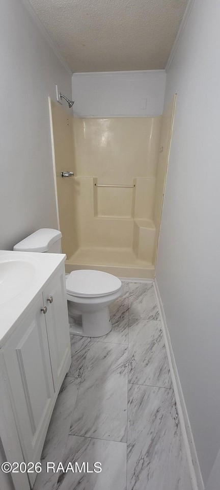 311 4th St - Photo 4 of 5