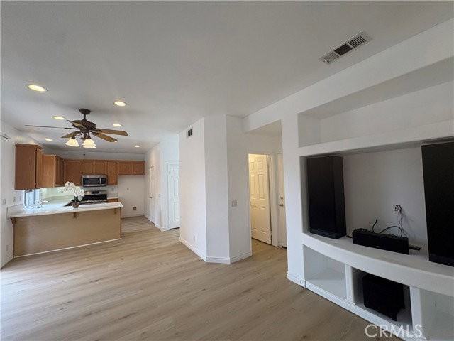 11 Wild Lilac Ln - Photo 4 of 8