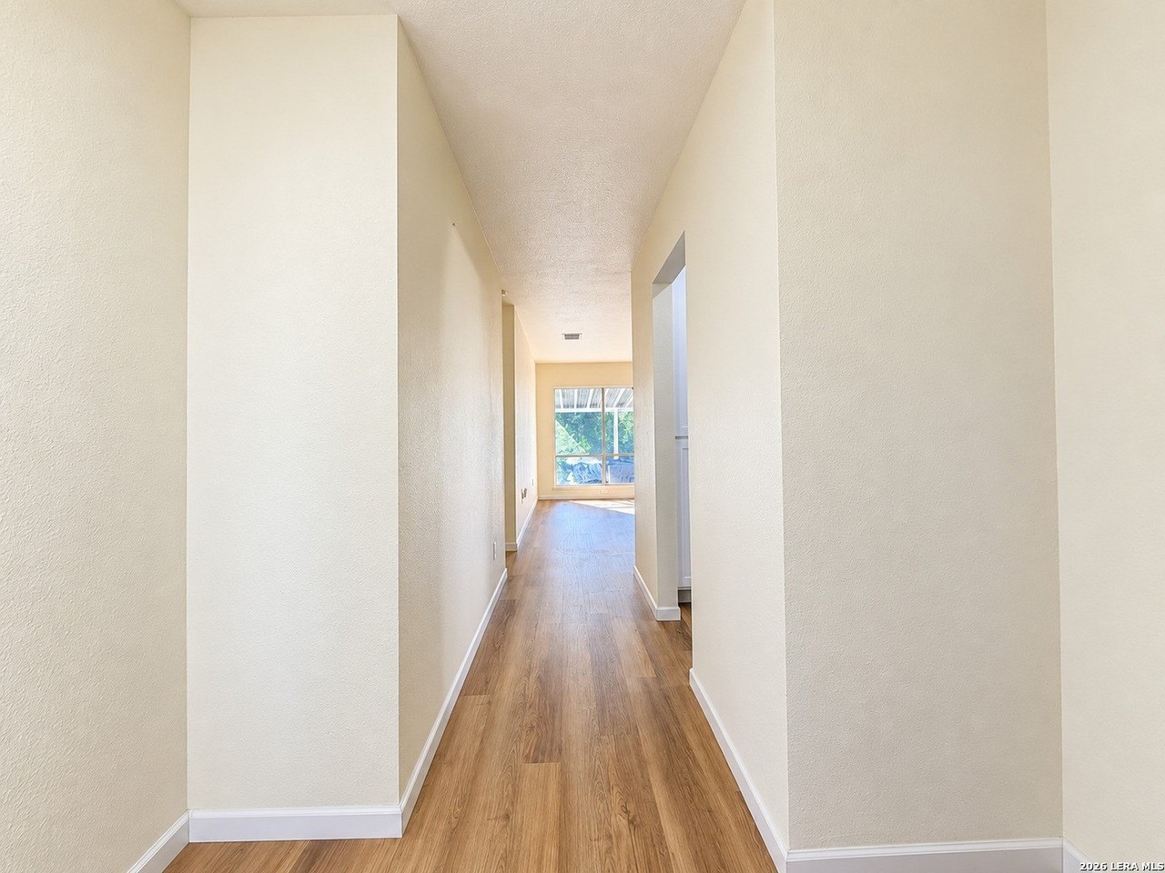 2935 Wishing Lake Dr - Photo 3 of 25