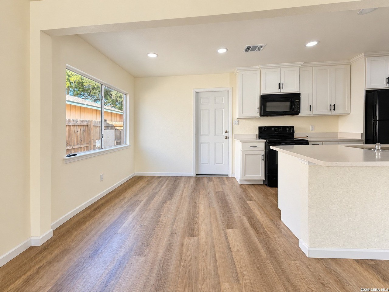2935 Wishing Lake Dr - Photo 5 of 25