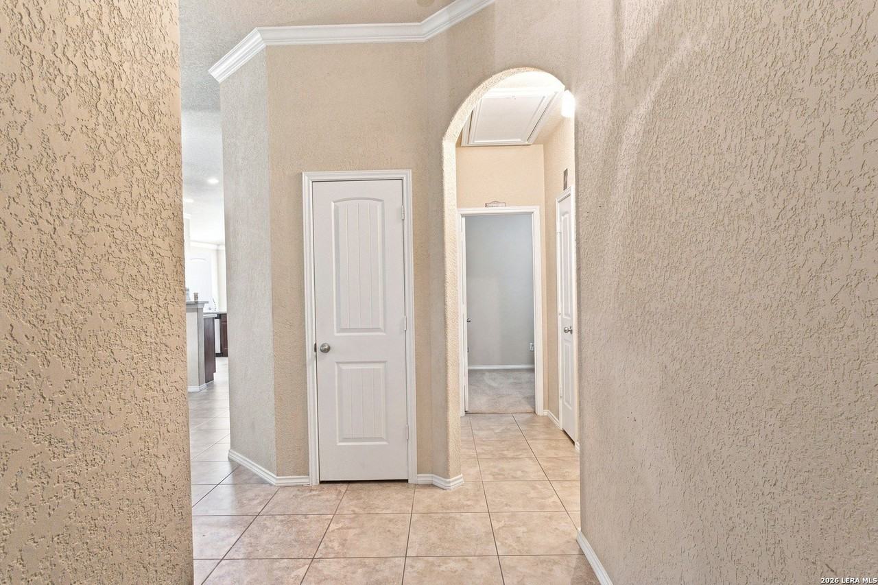 465 Prickly Pear Dr - Photo 4 of 27