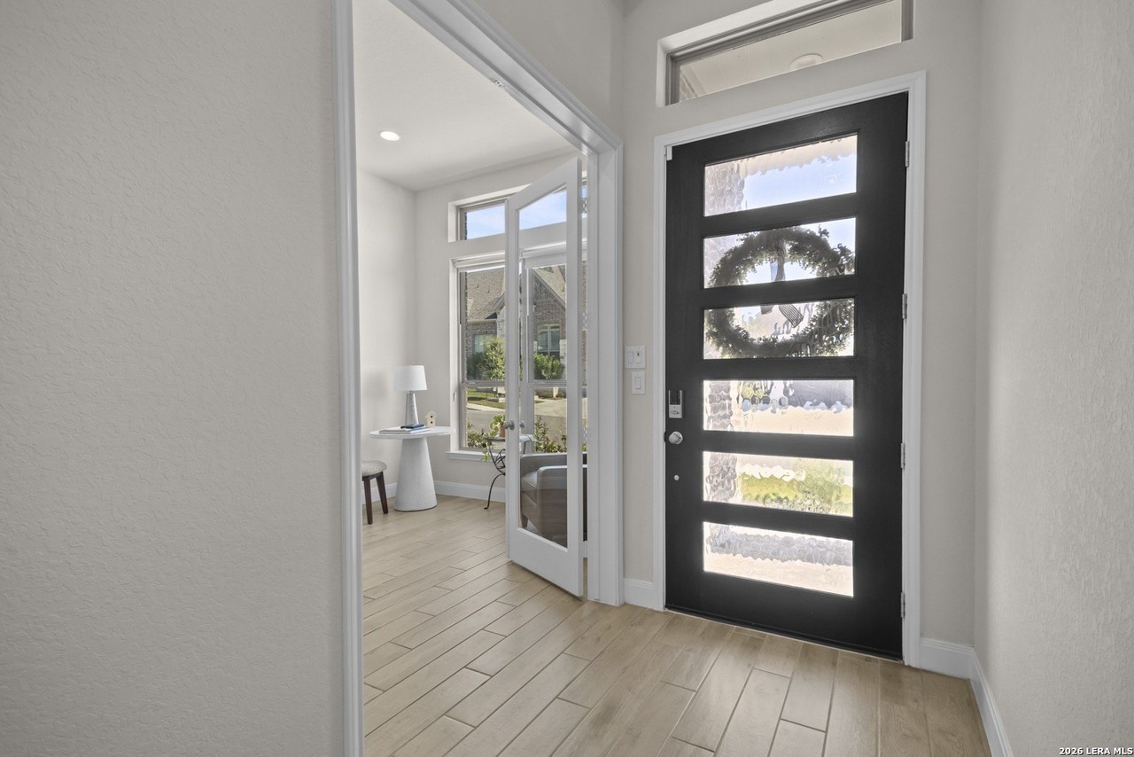 10307 Redding Bnd - Photo 4 of 41