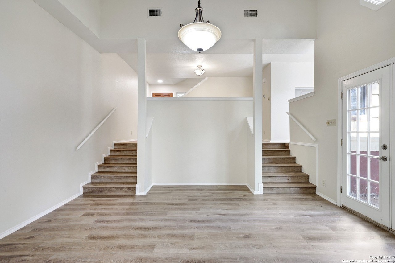 9326 Whisper Pt - Photo 6 of 25