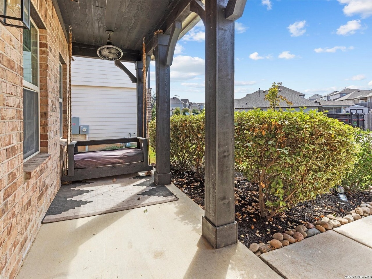 6906 Stipe Ln - Photo 2 of 33