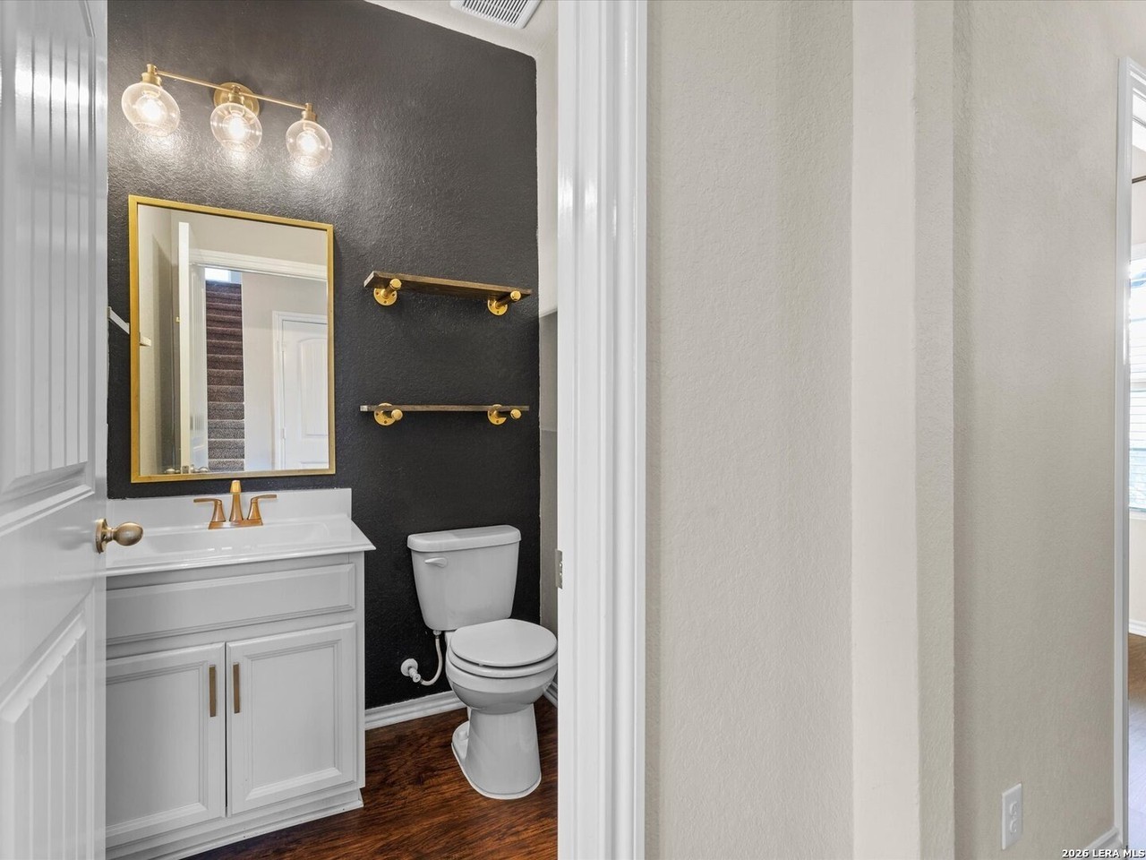 6906 Stipe Ln - Photo 6 of 33