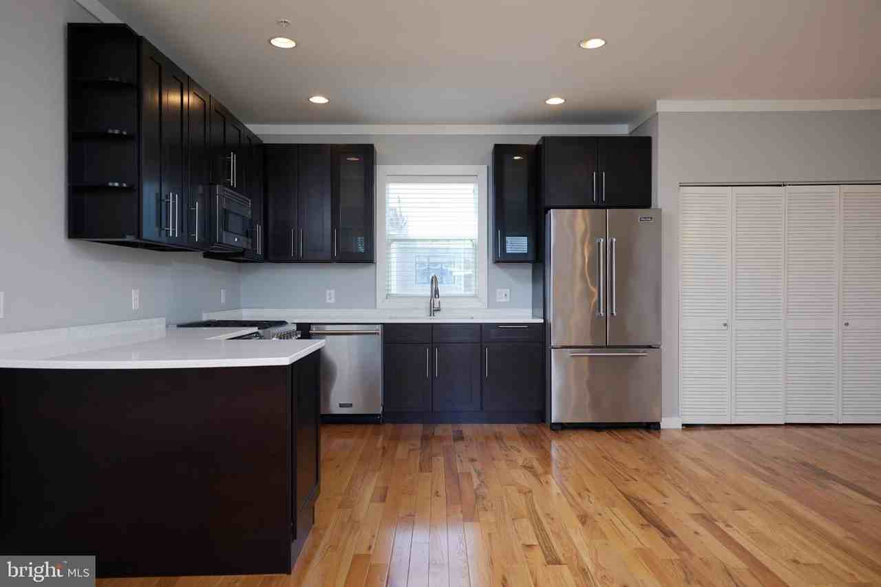 1326 Riggs St Nw #2 - Photo 5 of 30