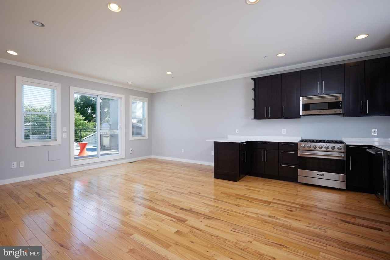 1326 Riggs St Nw #2 - Photo 6 of 30