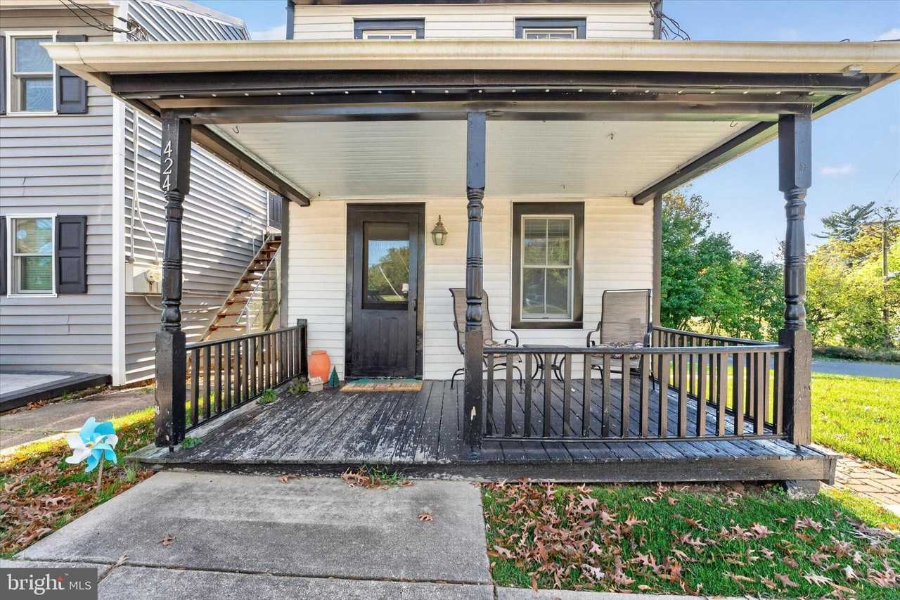 424 George St - Photo 4 of 40