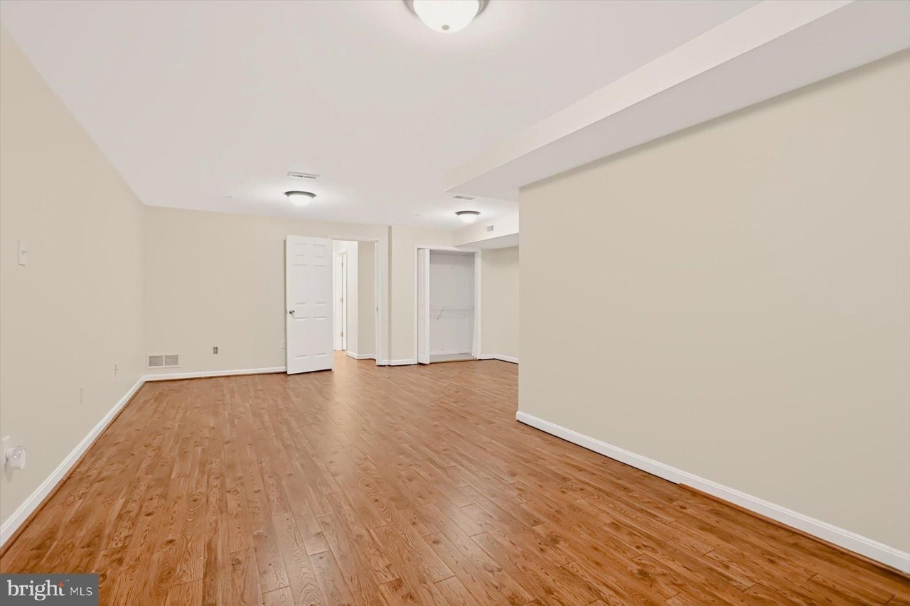706 Shallow Ridge Ct - Photo 6 of 46