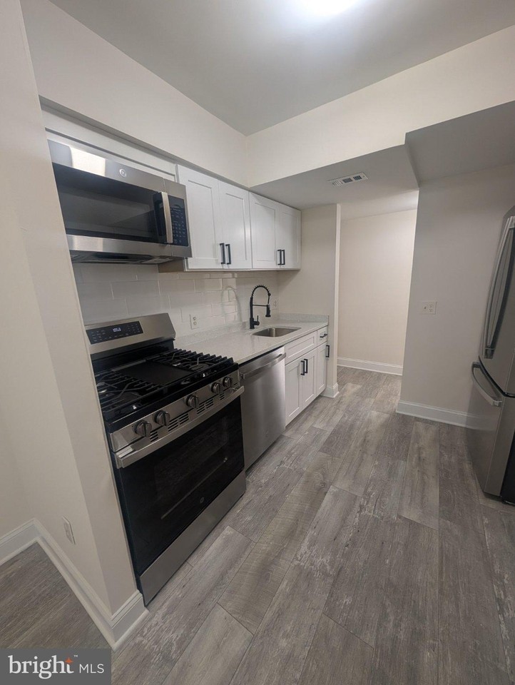6065 Majors Ln #1 - Photo 5 of 26