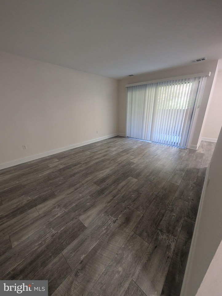 6065 Majors Ln #1 - Photo 6 of 26