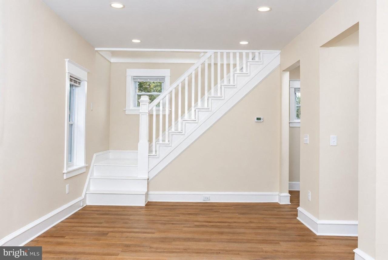 8331 Stockton Ave - Photo 4 of 13