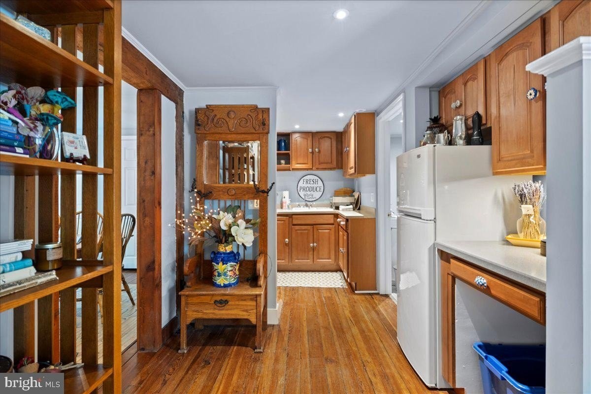 2996 Sugan Rd - Photo 6 of 28