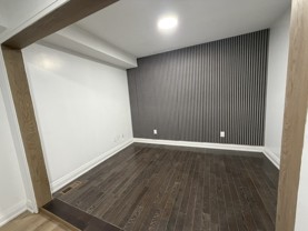 487 Markham St - Photo 1 of 1