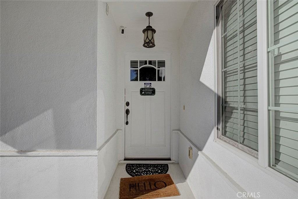 18955 Cantlay St - Photo 6 of 42