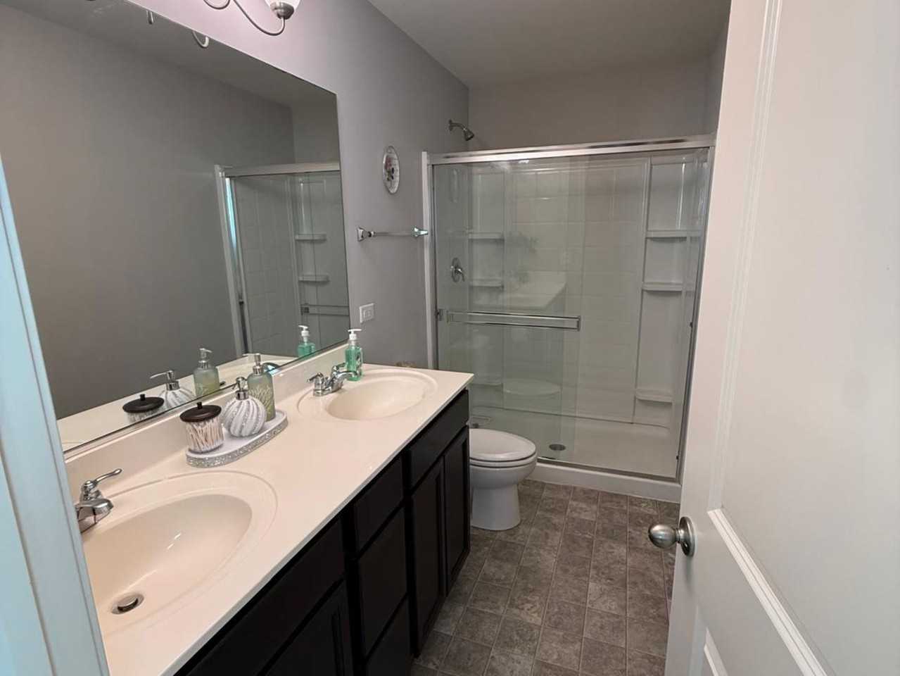 701 Hickory St - Photo 5 of 9