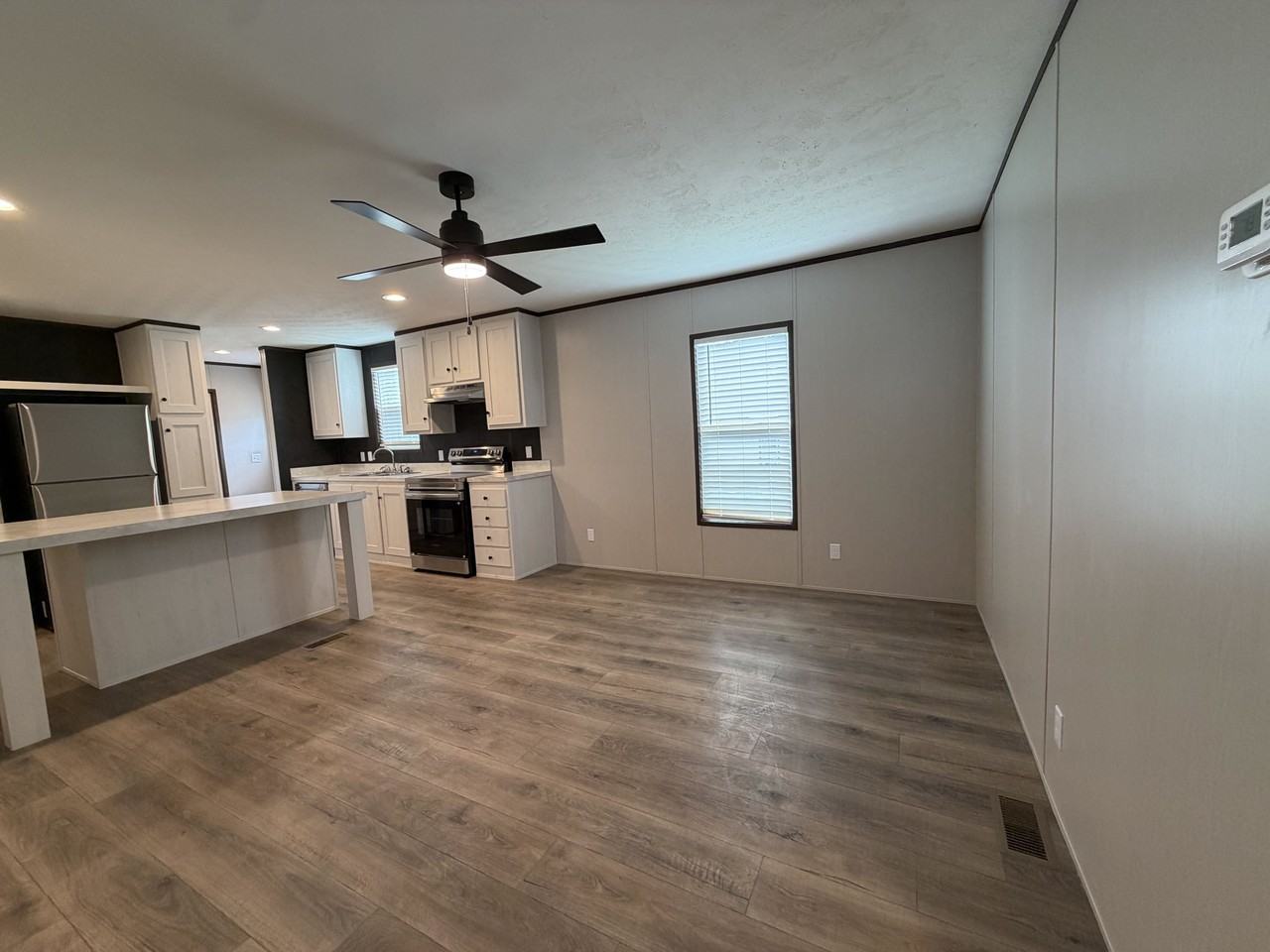 709 N Collins Fwy #135 - Photo 4 of 25