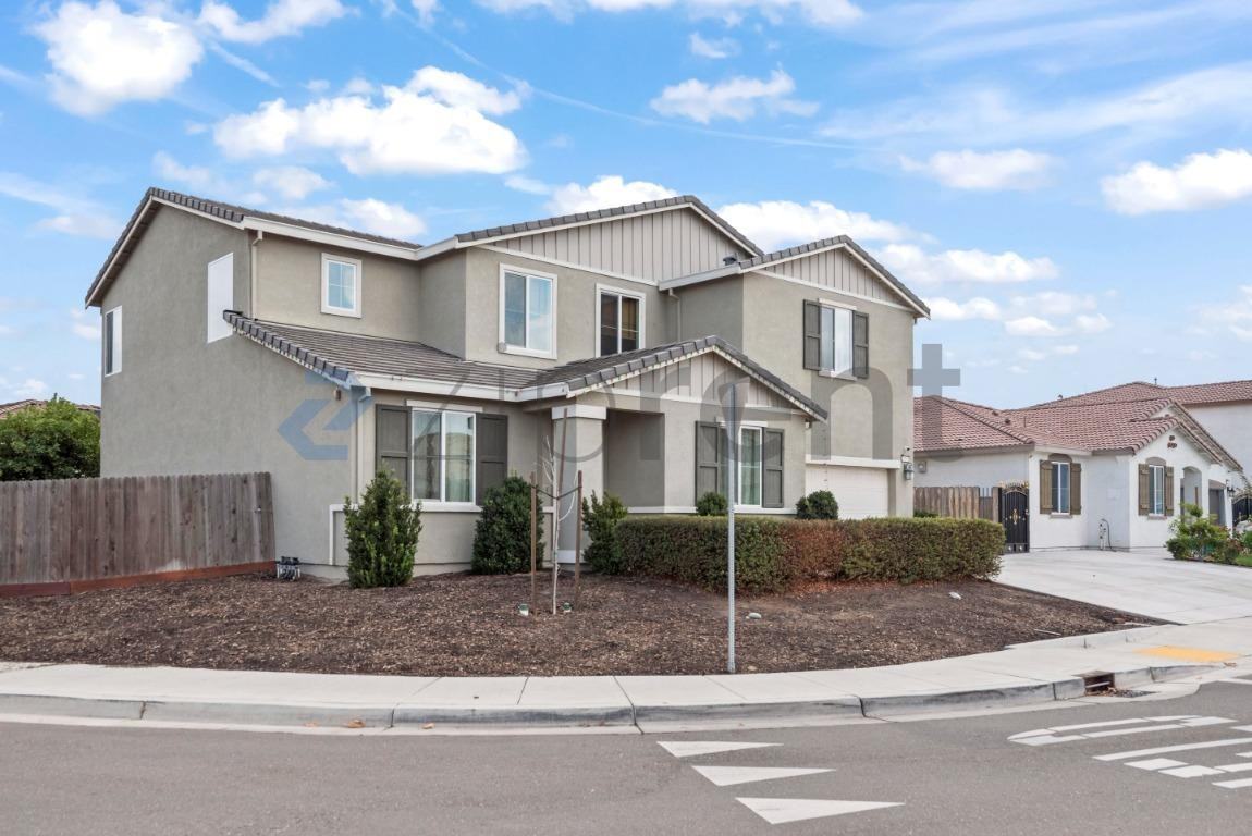 2016 Galleria Dr - Photo 2 of 40
