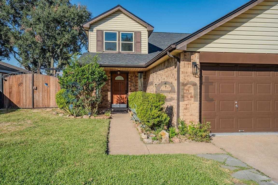 423 Old Colony Dr - Photo 5 of 33