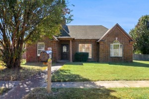 featured image of 4671 Lindawood Ln