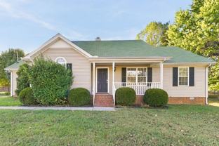 1906 Landmark Ln - Photo 1 of 1