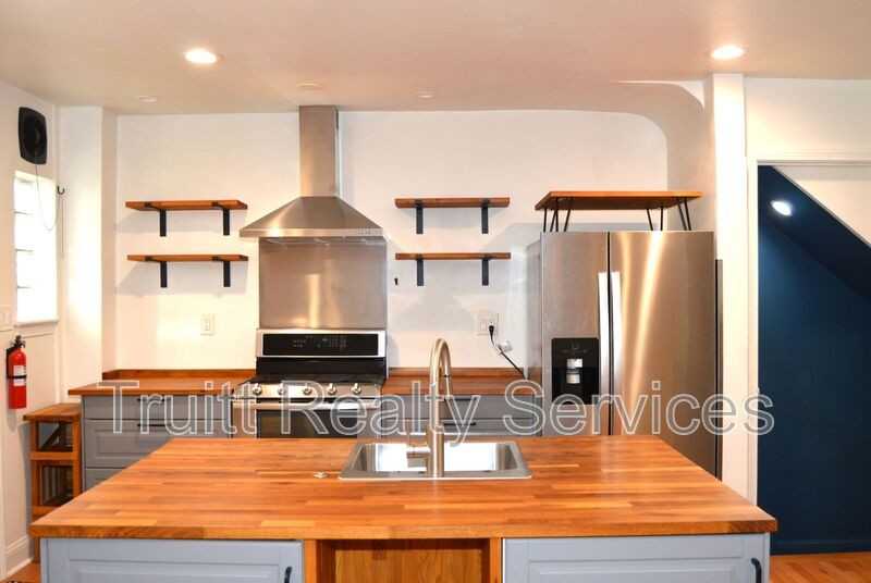 95 54th St Se - Photo 3 of 15