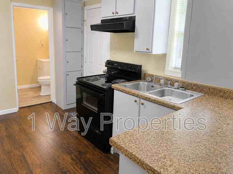 156 4th St #158 - Photo 7 of 10