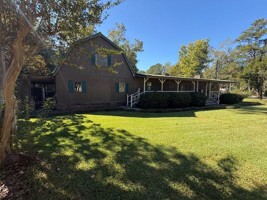 featured image of 207 Pinecrest Dr
