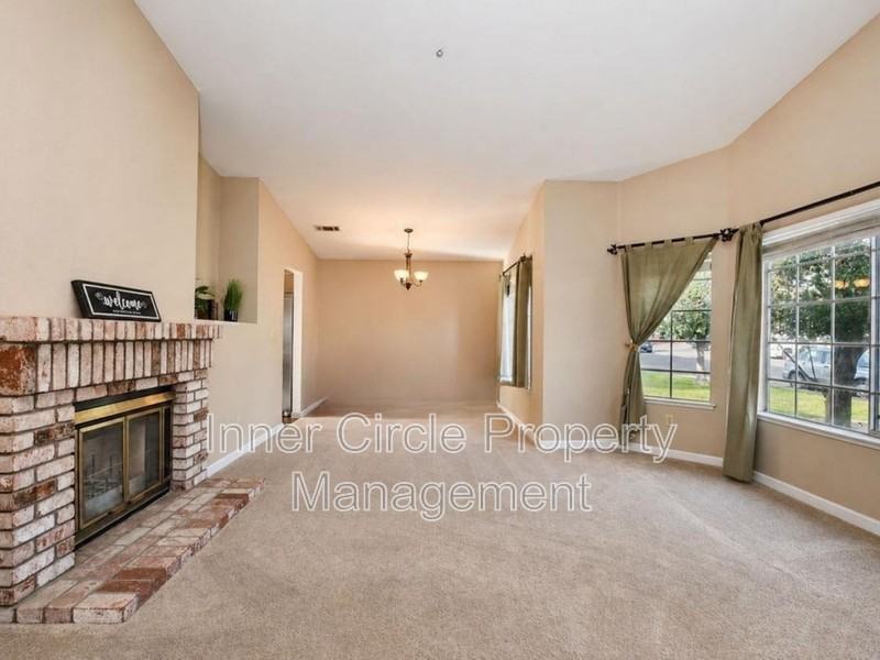 4239 Sequoia Dr - Photo 2 of 11