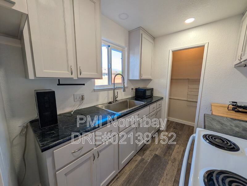 232 Long St - Photo 5 of 22