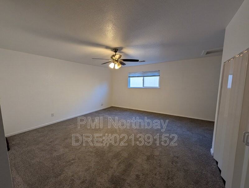 232 Long St - Photo 7 of 22