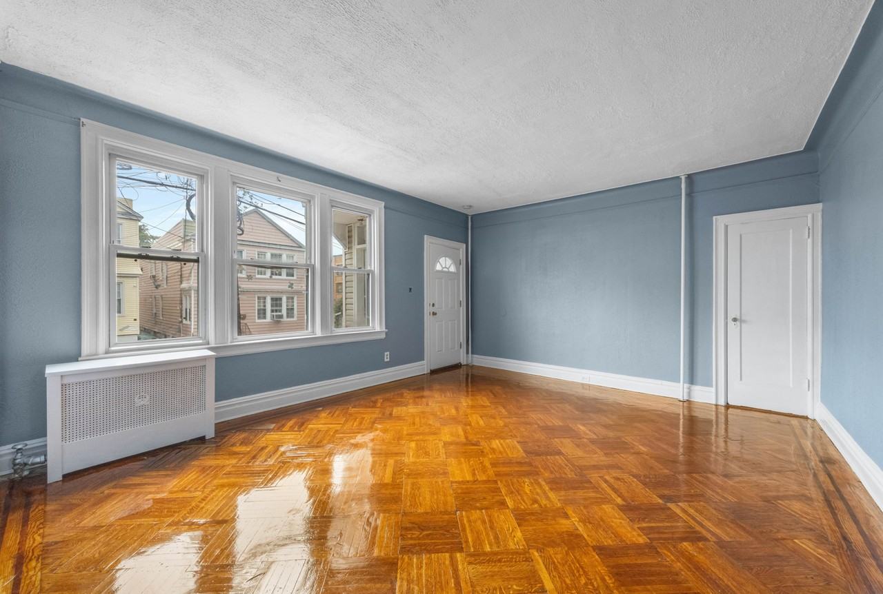 44 Van Houten Avenue #1 - Photo 5 of 28