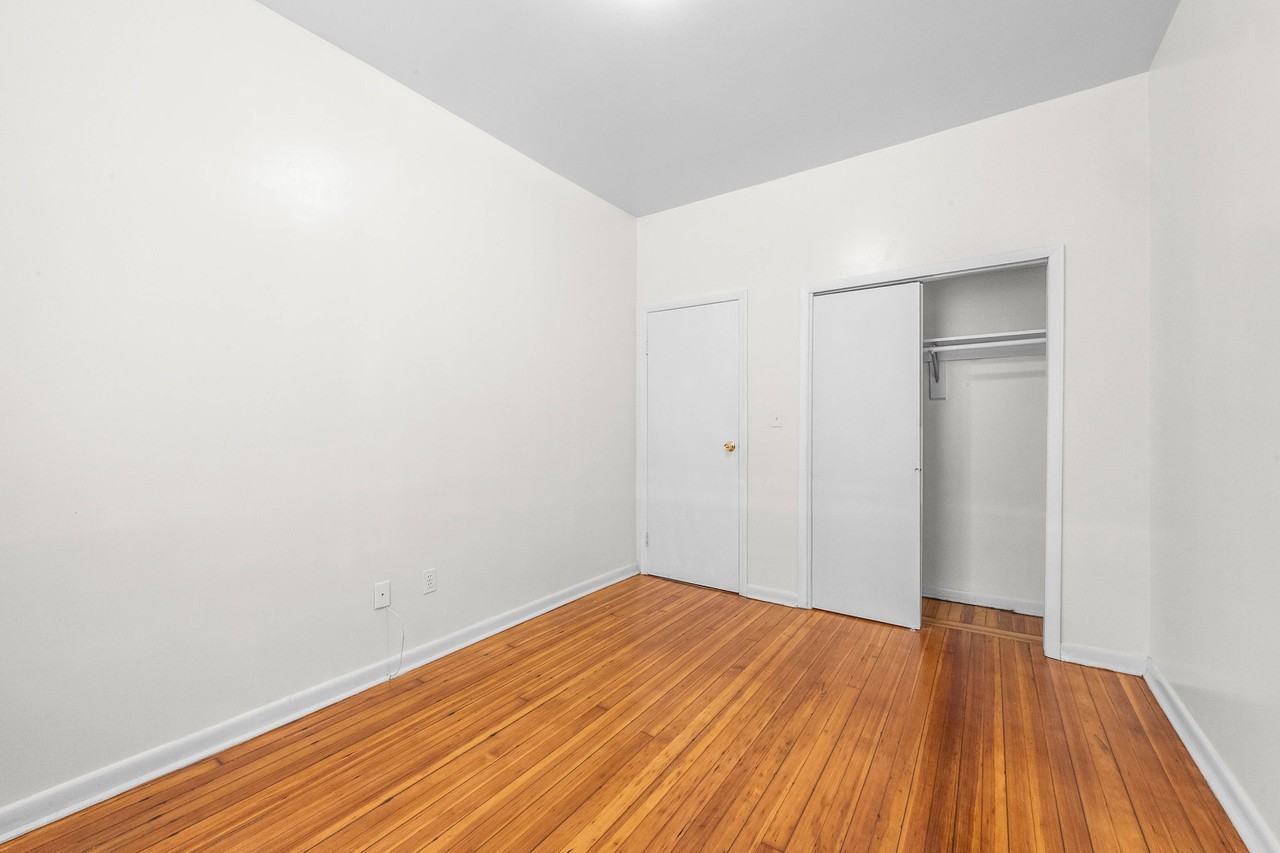 435 53rd Street #1 - Photo 7 of 21