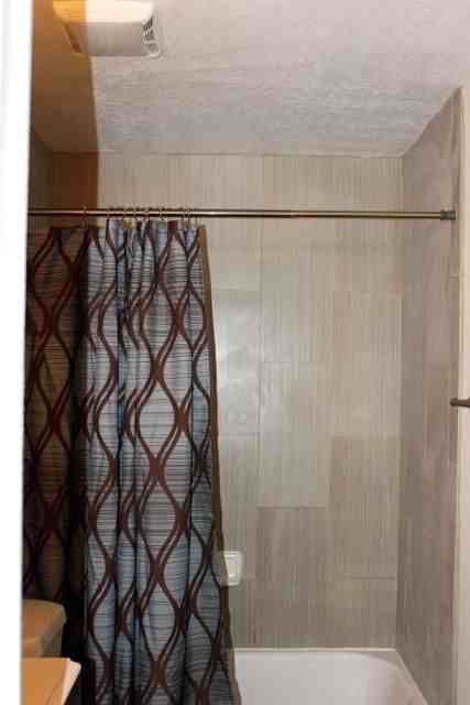 1710/12 Poage - Photo 2 of 10