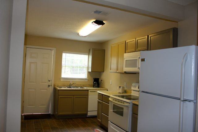 1710/12 Poage - Photo 4 of 10