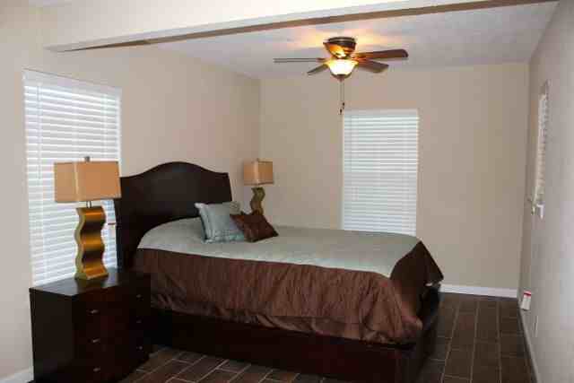 1710/12 Poage - Photo 6 of 10