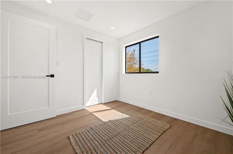 720 Nw 55th Ter #720 - Photo 5 of 15
