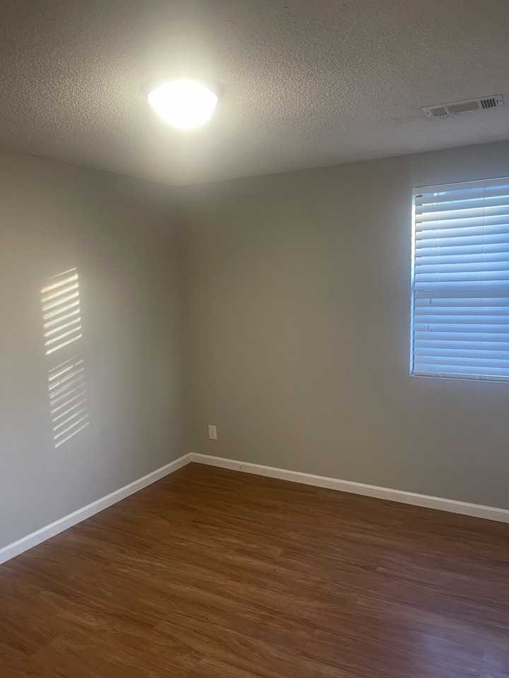 1507 Rosedale Ave #A - Photo 3 of 8
