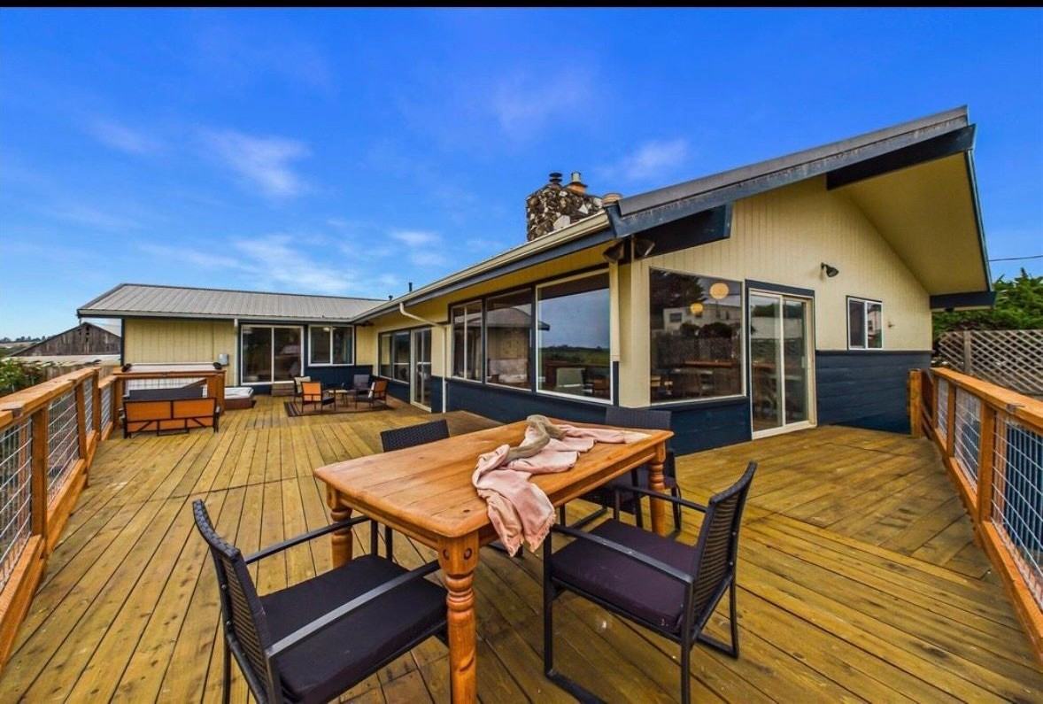 2554 Eel River Dr - Photo 5 of 50