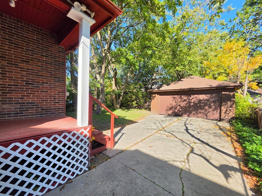 4126 Courville St - Photo 2 of 20