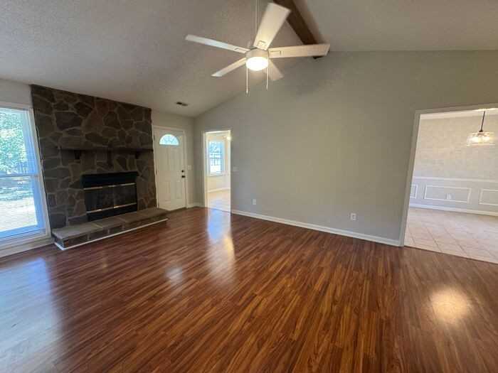 100 Lineberry Rd - Photo 5 of 27