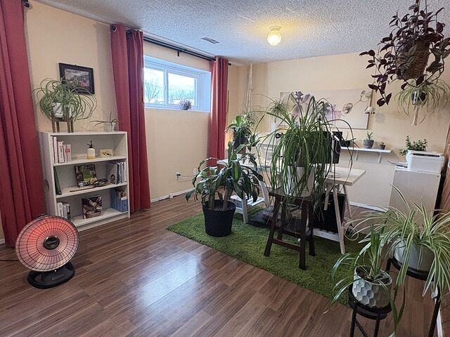 73 - 73 Glenbrook Crescent - Photo 6 of 12