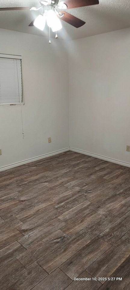 6320 Bedford Dr #X - Photo 4 of 7