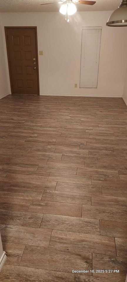 6320 Bedford Dr #X - Photo 5 of 7