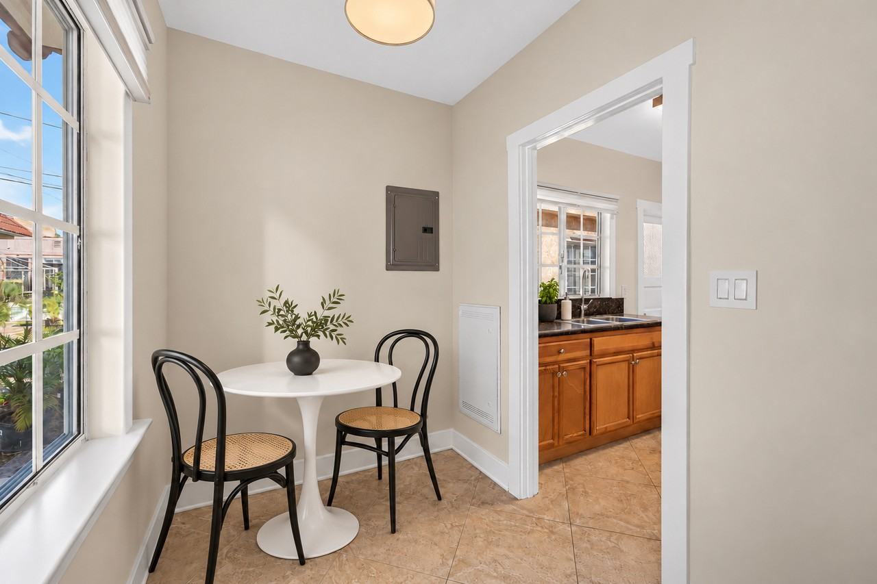 1866 N Berendo St #1866 - Photo 5 of 23