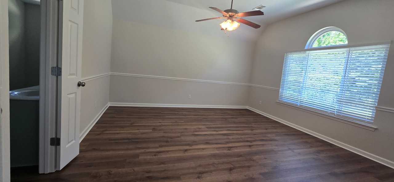 105 Kimberly Dr #NA - Photo 2 of 12