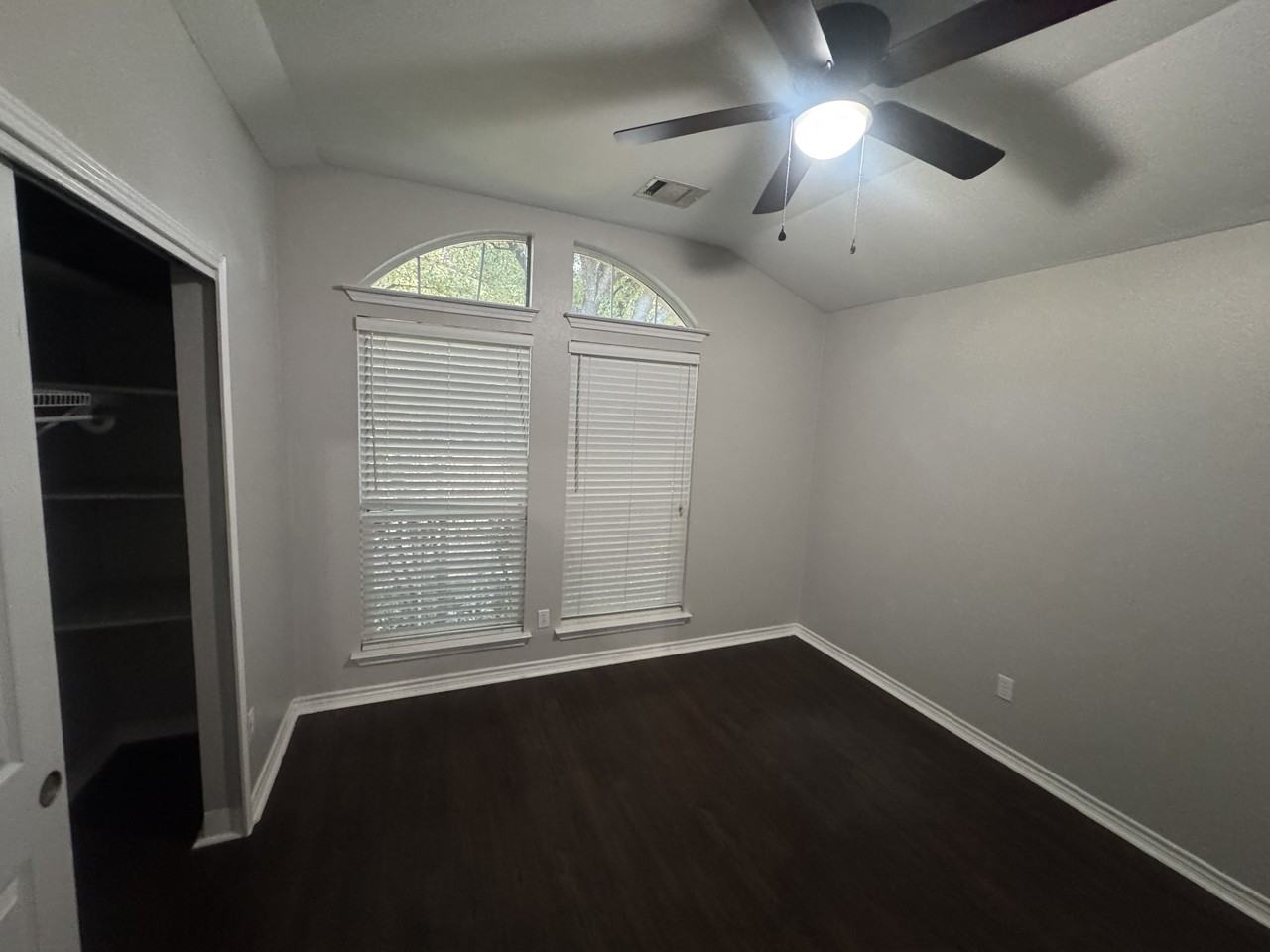 1513 Jackie Robinson Pl #NA - Photo 3 of 20